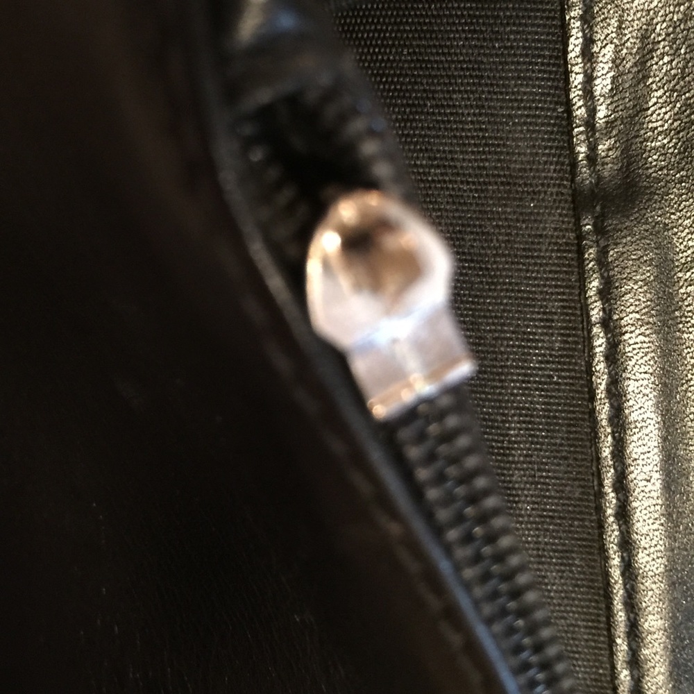 Salvatore Ferragamo Black Leather Wallet - Picture 5 of 6